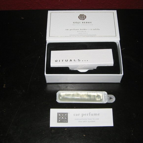Rituals Goji Berry LUXURY Car Perfume w/2 strips NIB - Picture 3 of 5